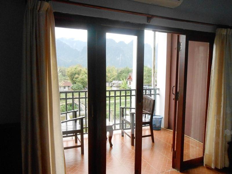 Domon Hotel Vang Vieng Rum bild