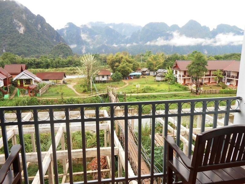 Domon Hotel Vang Vieng Exteriör bild