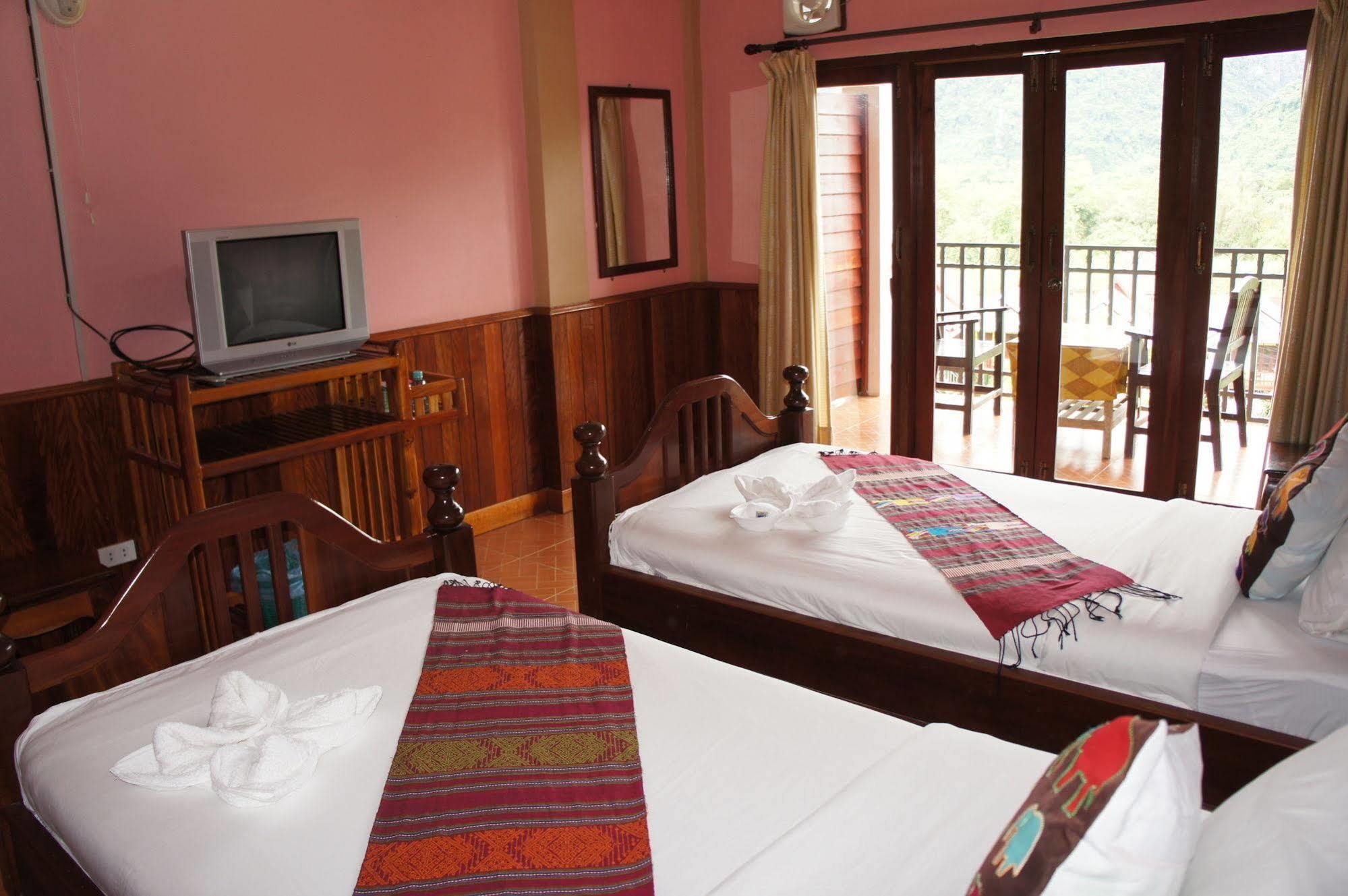 Domon Hotel Vang Vieng Exteriör bild