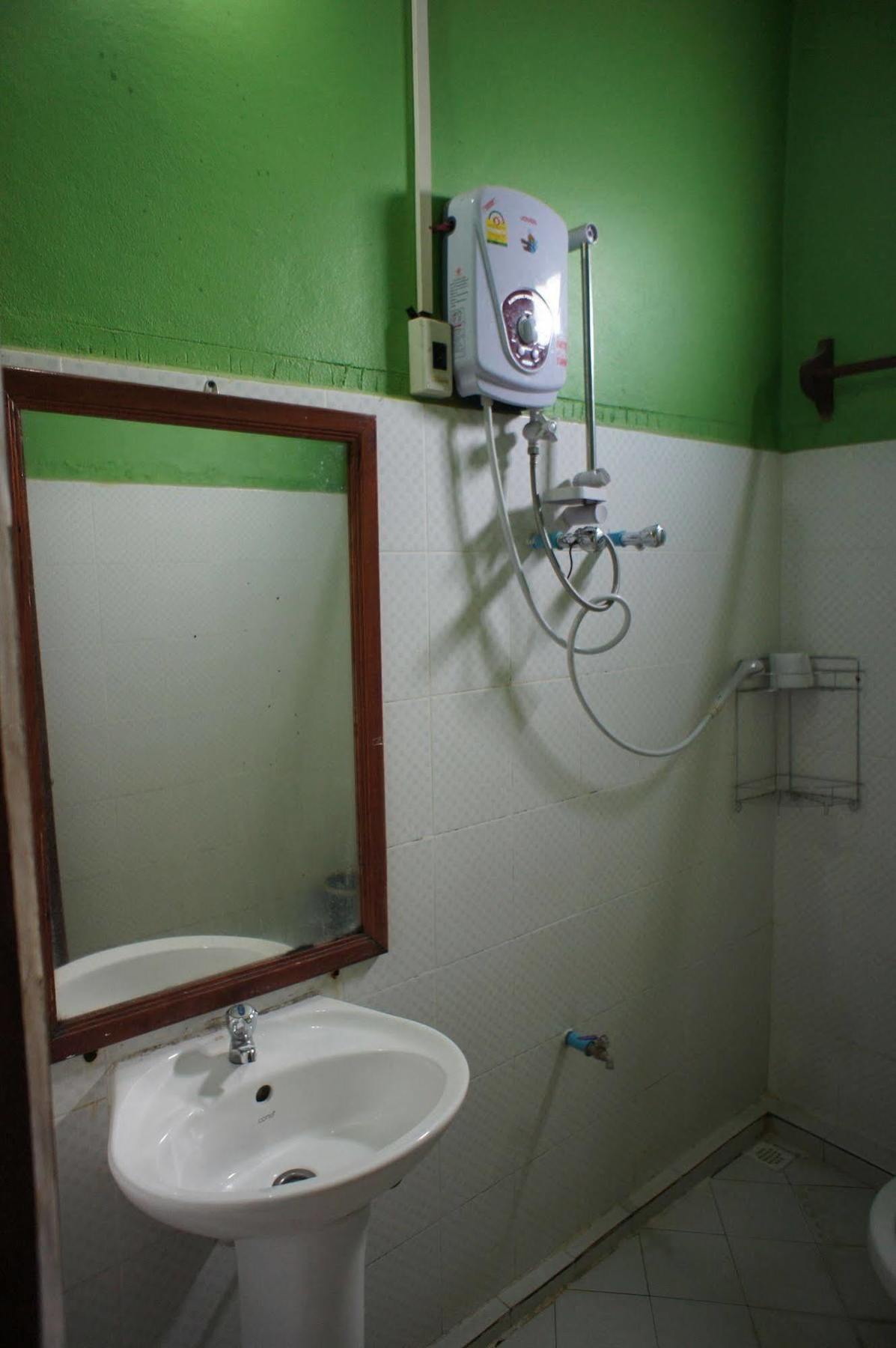 Domon Hotel Vang Vieng Exteriör bild