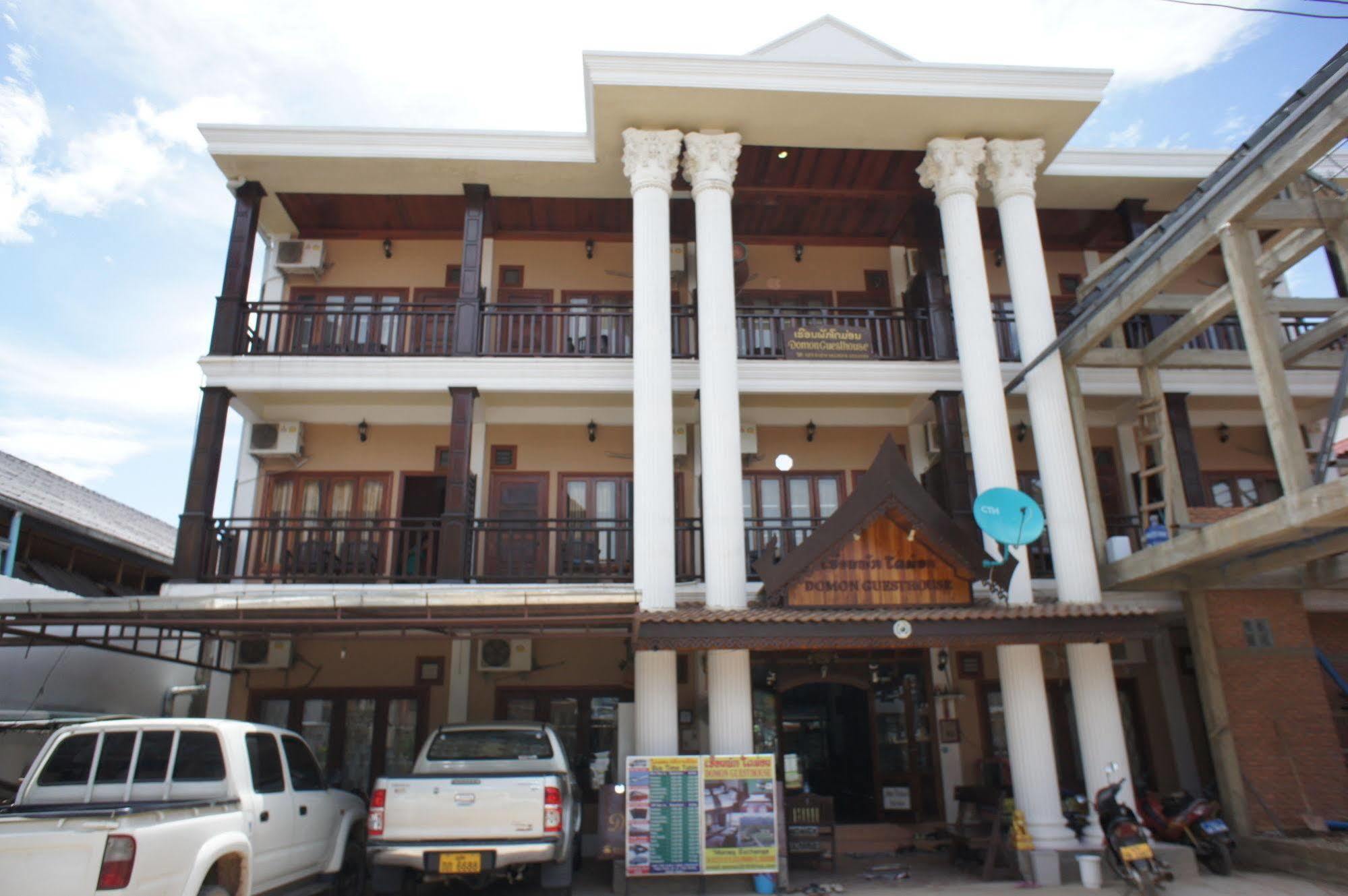Domon Hotel Vang Vieng Exteriör bild